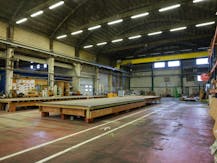 Industriële site gelegen op het kruispunt van R4 en N9