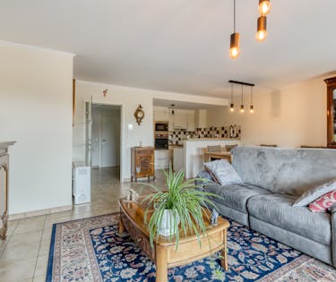Lichtrijk appartement met 2 kamers te koop in Waregem