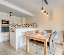 Lichtrijk appartement met 2 kamers te koop in Waregem
