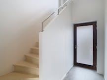 Nieuwbouwvilla met 3 kamers, tuin en carport in Poperinge