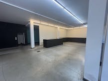 Commerciële ruimte te huur op een topligging in Kortrijk