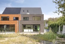 Halfopen-nieuwbouwwoning te koop nabij centrum Lichtaart