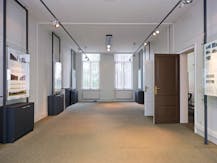 Kantoor en voormalige notariswoning (335 m²) te koop Eeklo