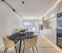 Luxueus afgewerkt 2 slaapkamer appartement te koop in Heist
