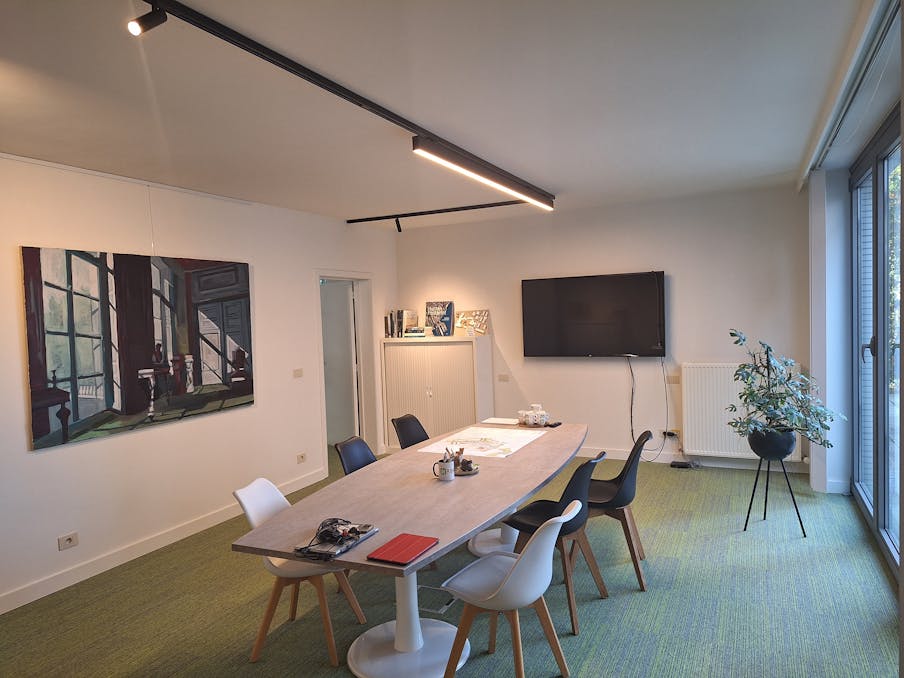 Office of approx. 151 m² for rent