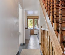 Maison prête à emménager avec trois chambres et jardin près du centre de Strombeek-Bever