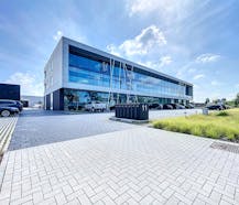 High- end nieuwbouw kantoor (333 m²) bij afrit E17 in Zele