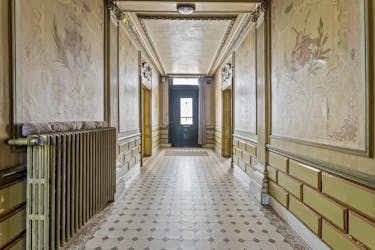 Karaktervol historisch pand in het centrum van Ardooie