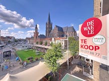 Instapklaar appartement met 3 slaapkamers en garagebox op de markt van Eeklo