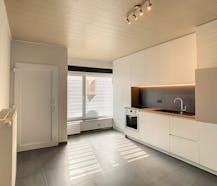 Gerenoveerde woning met 2 slaapkamers en terras in Proven