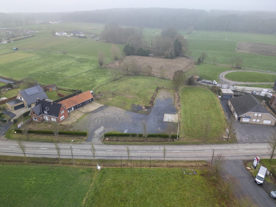 Projectgrond te koop op strategische ligging in Anzegem