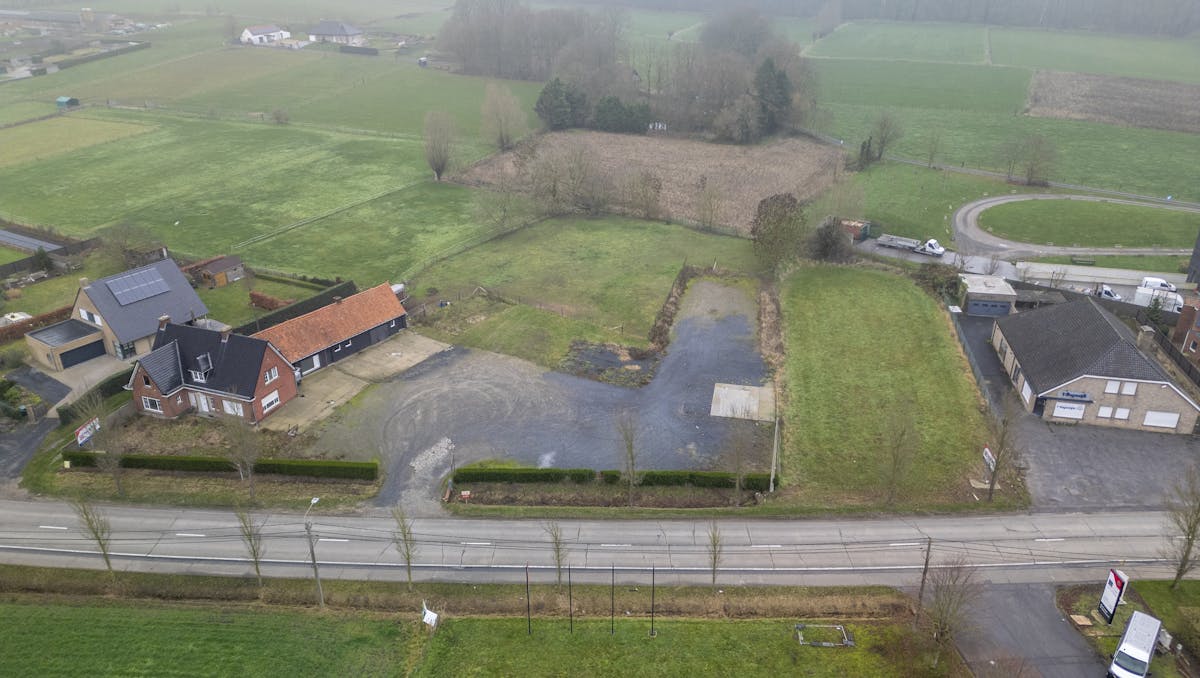 Projectgrond te koop op strategische ligging in Anzegem