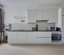 Lichtrijk en ruim gerenoveerd appartement nabij Gent-centrum