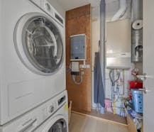 Lichtrijk en ruim gerenoveerd appartement nabij Gent-centrum