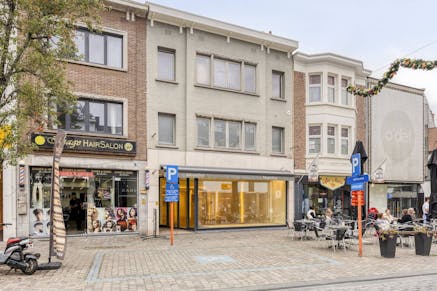Handelspand met woonst te koop Herentals