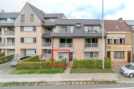 Gelijkvloers appartement te koop Veurne