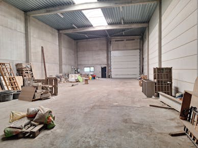 Warehouse for rent Roeselare