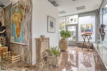 Te renoveren opbrengsteigendom met 3 appartementen en handelspand in Antwerpen