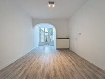 Gelijkvloers appartement met 1 slaapkamer te huur in Merksem