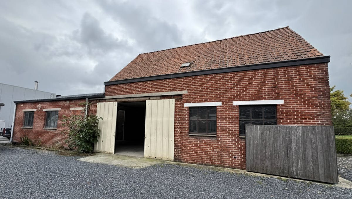 Compact magazijn (120m²)