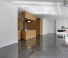 Lichtrijk appartement 'loftstijl' in hartje Brussel