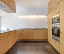 Lichtrijk appartement 'loftstijl' in hartje Brussel