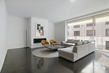 Lichtrijk appartement 'loftstijl' in hartje Brussel