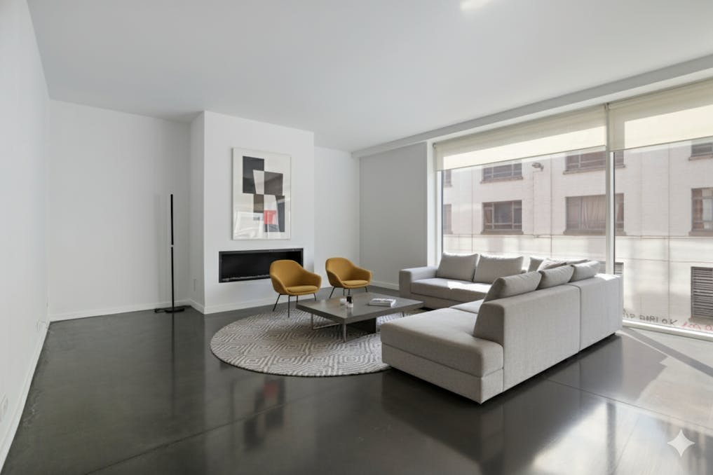 Lichtrijk appartement 'loftstijl' in hartje Brussel