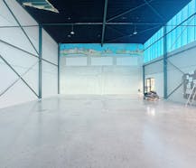 Magazijn (180 m²) te huur in Oostende