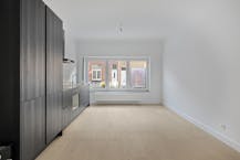 Gerenoveerd gelijkvloers appartement met twee slaapkamers