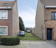 Nieuwbouwhuis met 3 slaapkamers in Oude Hoogweg te Sint-Kruis (Brugge)