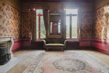 Mansion for sale Watervliet