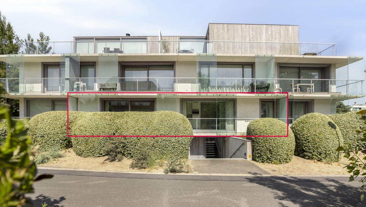 Modern appartement van Rietveld op enkele passen van zee!