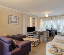 Energiezuinige woning met 3 slaapkamers, garage en tuin.