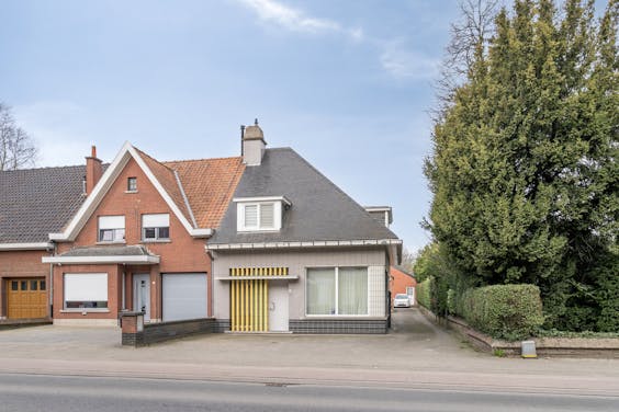 Huis met magazijn te koop Kortrijk