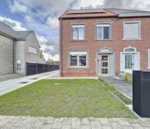 Instapklare, halfopen bebouwing met 3 slaapkamers in Aalter