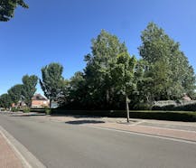 Ruim perceel grond (877m²) te koop in hartje Koksijde-Bad