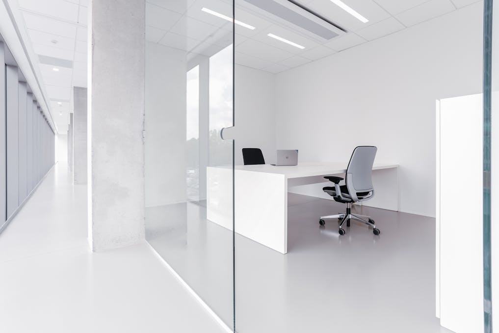 Flexibele co-working kantoorruimtes in Skyline Park Izegem