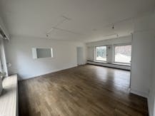 Lichtrijk handelspand (84m²) met royale etalage