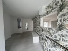 Lichtrijk handelspand (84m²) met royale etalage