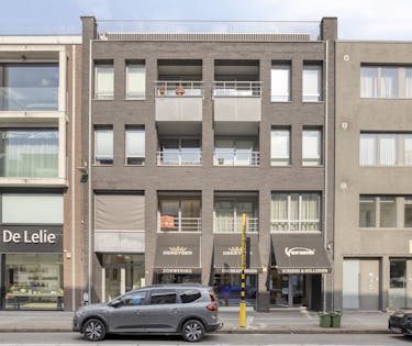 Appartement, 2 slaapkamers en garage, te koop in Brasschaat