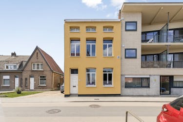 Gezellig huis met groot magazijn te koop in Mechelen
