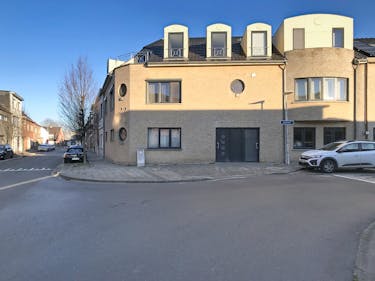 Goed gelegen energiezuinig dakappartement te Kruibeke