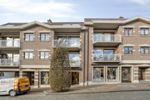 Commercieel gelijkvloers pand van 180 m² op absolute toplocatie in Grimbergen