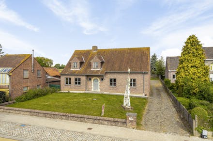 Villa te koop Reningelst