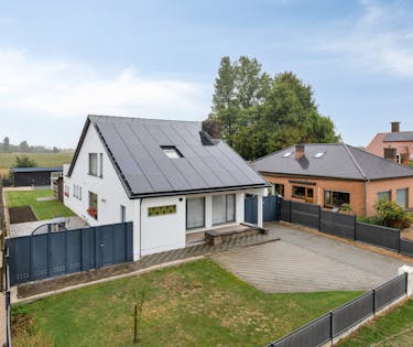 Ruime gezinswoning met tal van opties in Oostwinkel