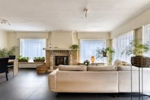 Ruime gezinswoning met tal van opties in Oostwinkel