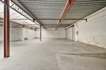 Bedrijfsgebouw te koop in Anzegem