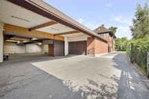 Bedrijfsgebouw te koop in Anzegem