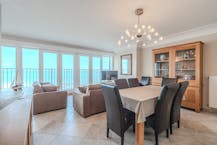 Appartement met frontaal zeezicht te koop te Middelkerke!